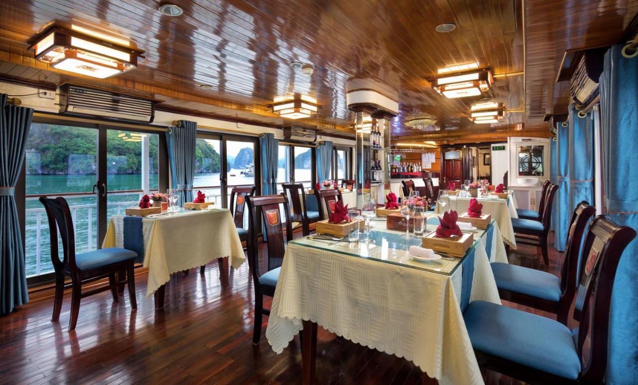 Charm Boutique Cruise Hotel Ha Long Bagian luar foto