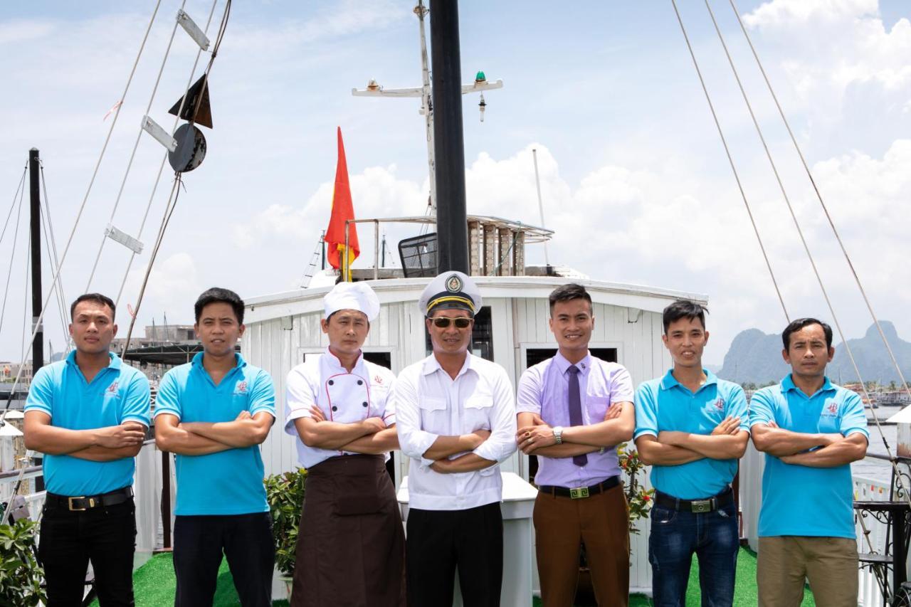 Charm Boutique Cruise Hotel Ha Long Bagian luar foto