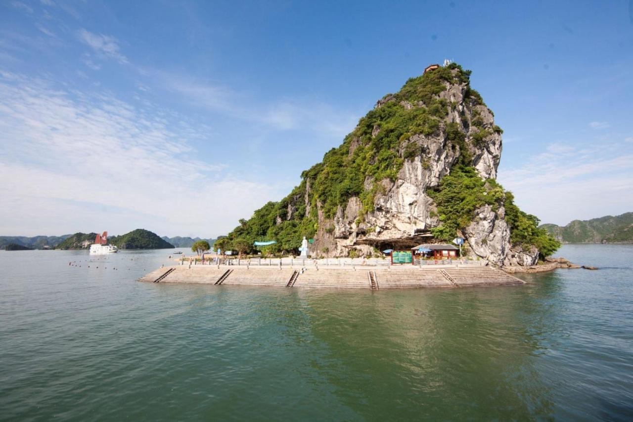 Charm Boutique Cruise Hotel Ha Long Bagian luar foto